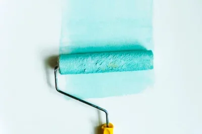 Peinture intérieure à Roche-de-Rame — murs, plafonds et boiseries